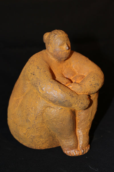 Beeld - Statue: Dame – zittend / Dame - assise