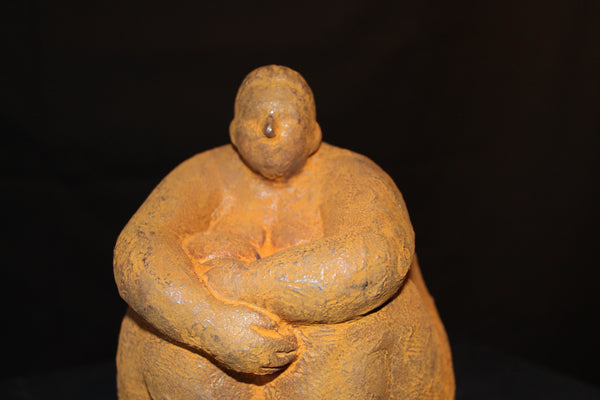 Beeld - Statue: Dame – zittend / Dame - assise