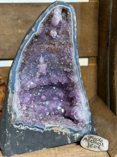 Amethist Geode 32 cm – Luxe Paarse Edelsteen uit Brazilië | Interieur Eyecatcher & Verzamelstuk