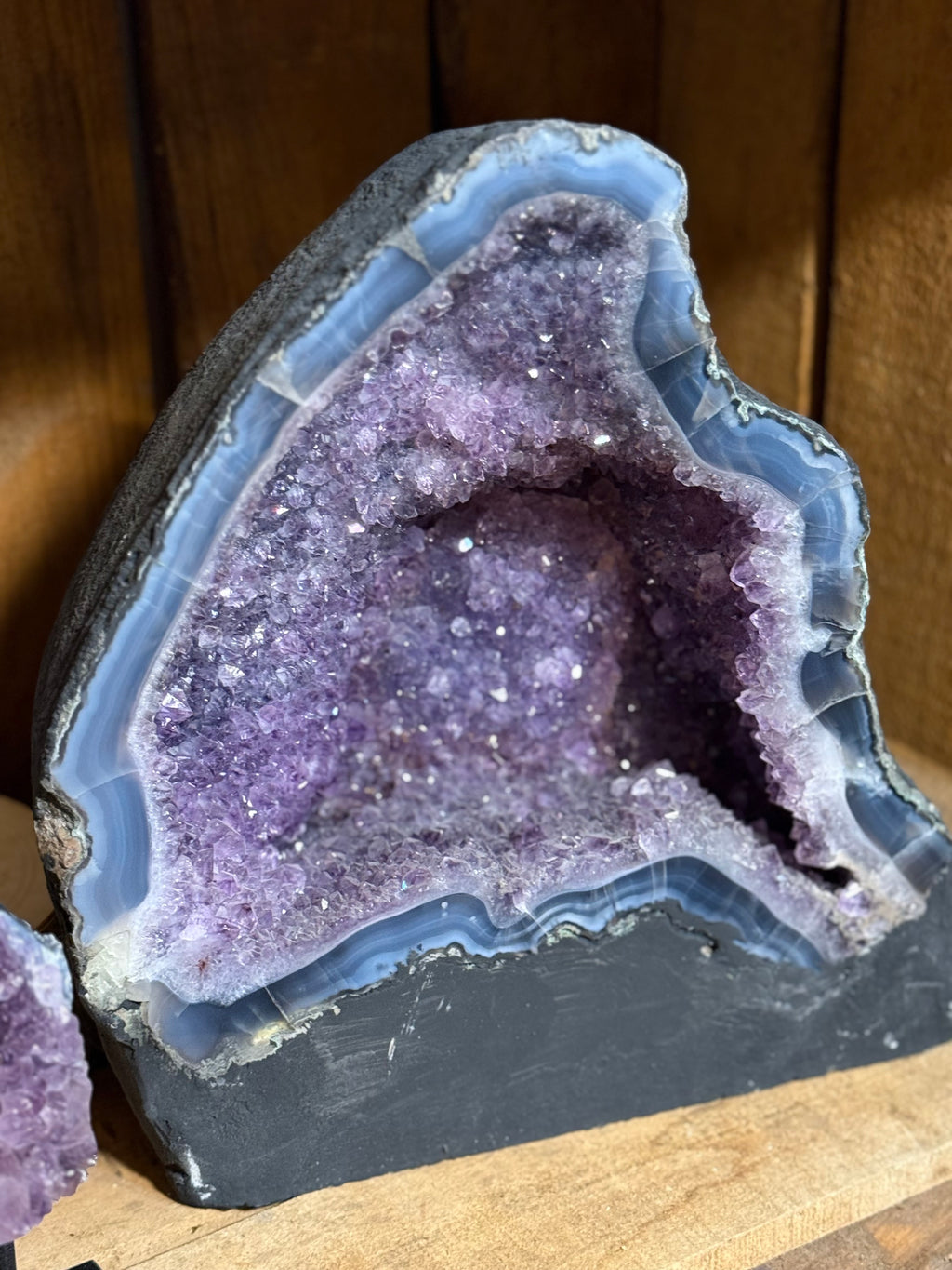 Géode d'améthyste du Brésil – 30 cm