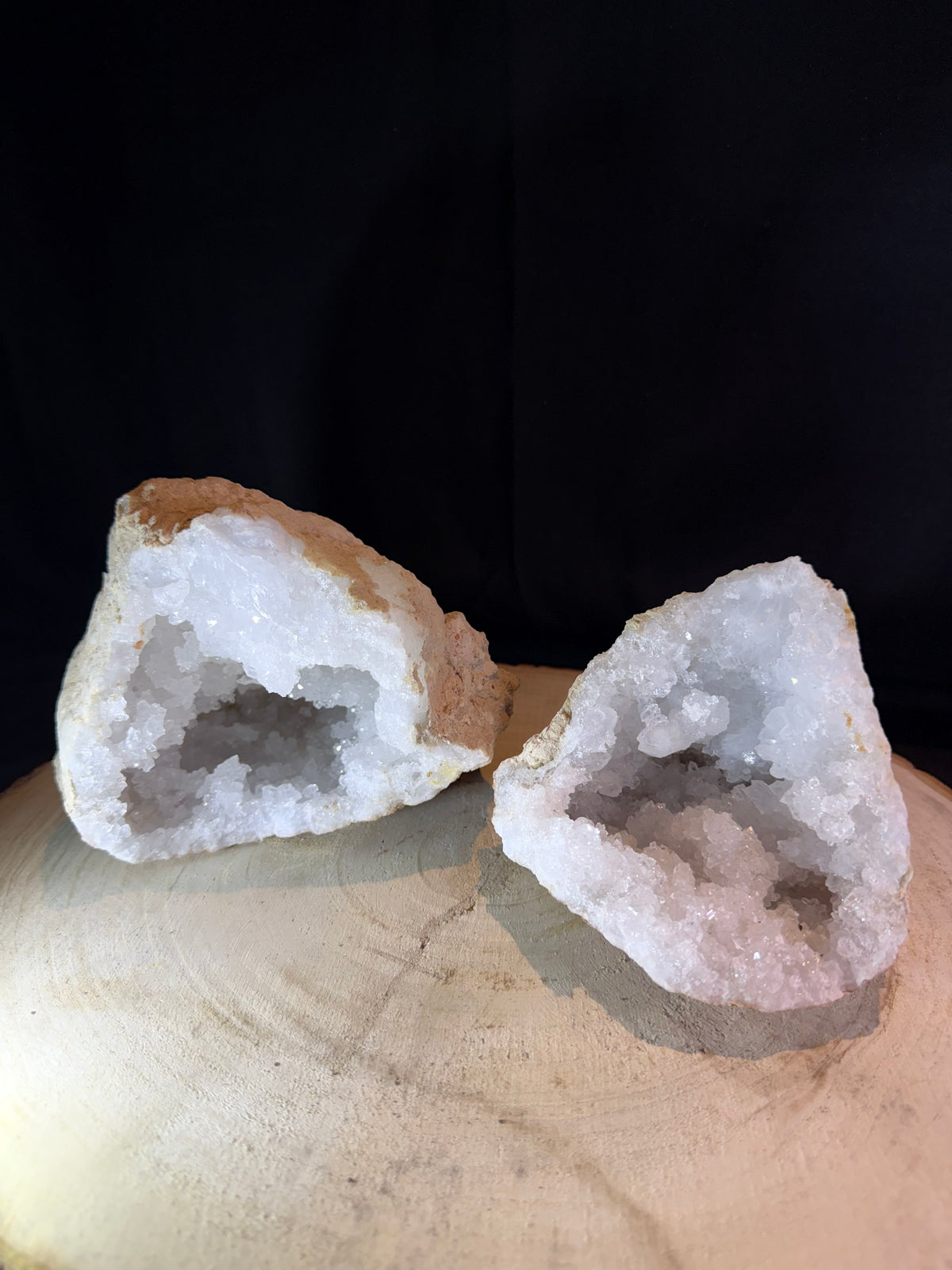 Rock crystal geode – 2 halves – 20 cm – 2.2 kg