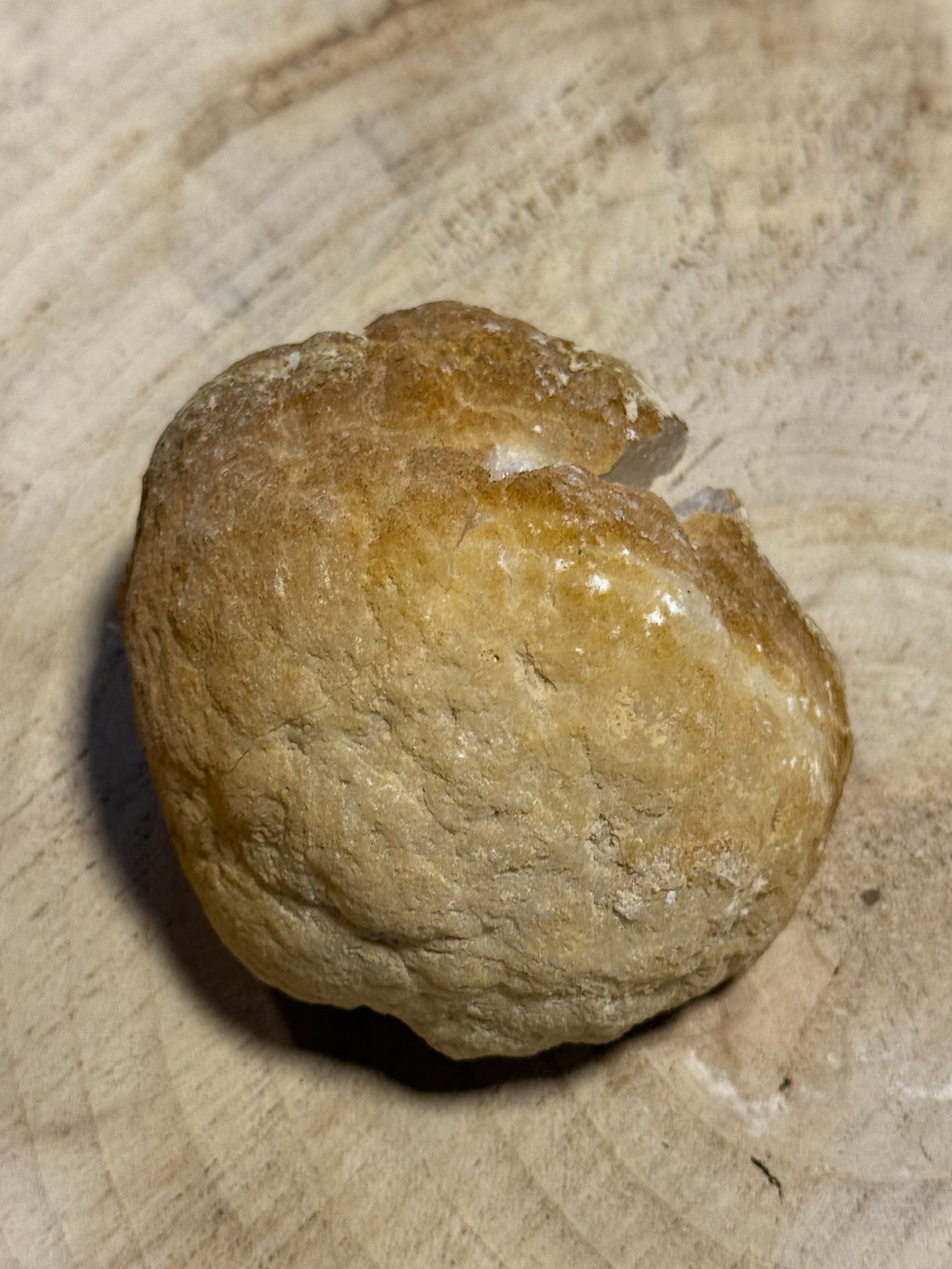 Géode de cristal de roche - env. 7 cm