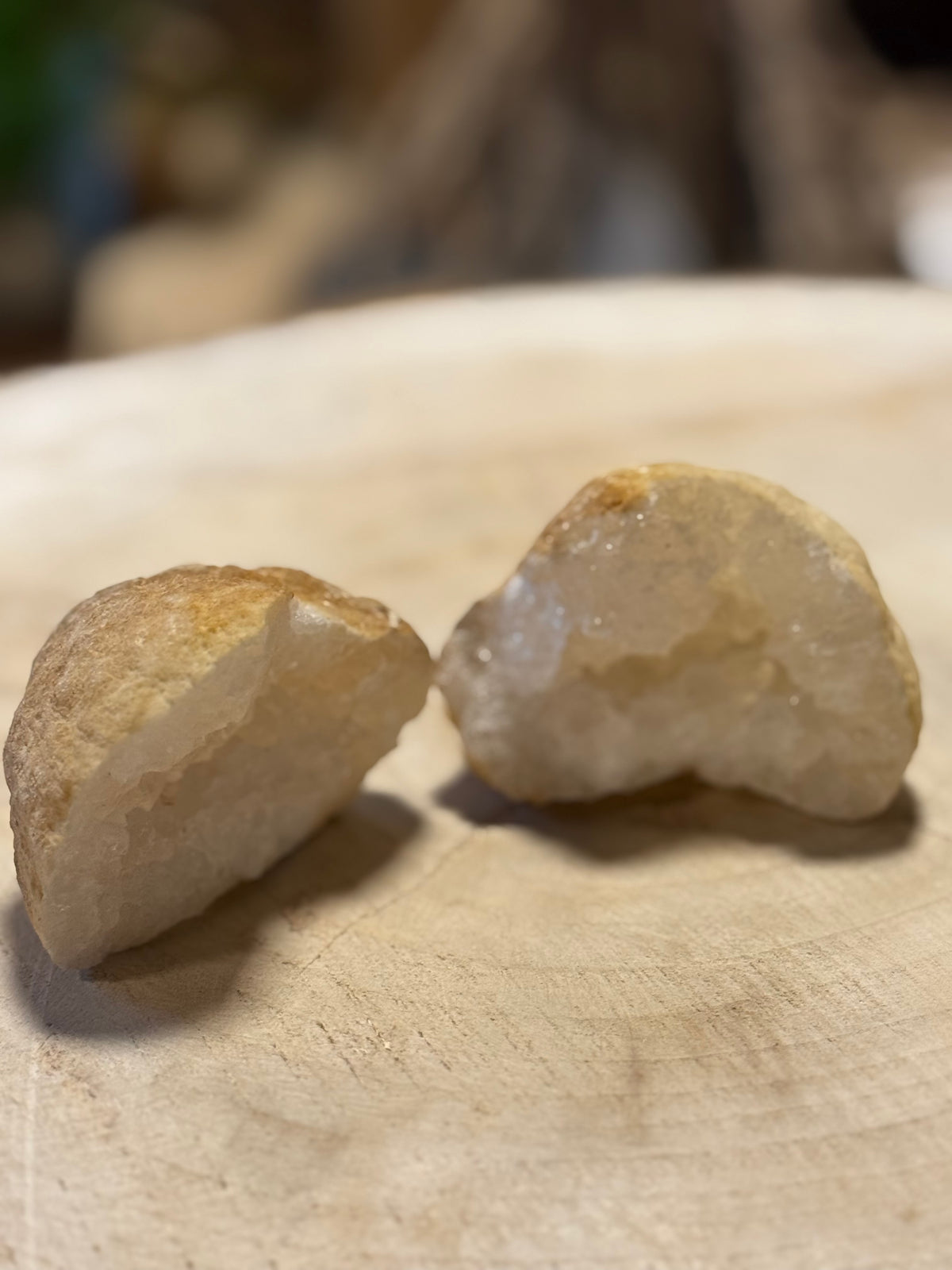 Géode de cristal de roche - env. 7 cm