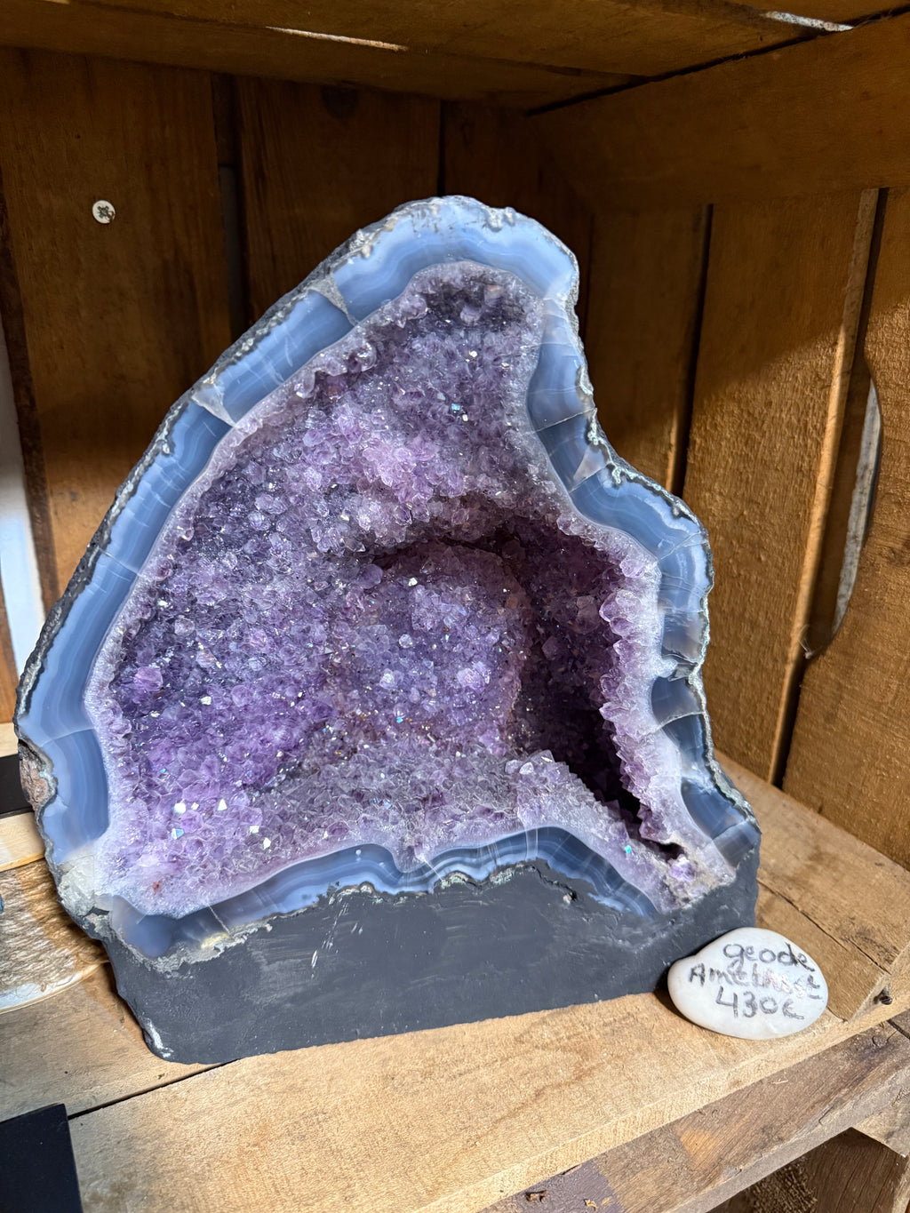 Géode d'améthyste du Brésil – 30 cm
