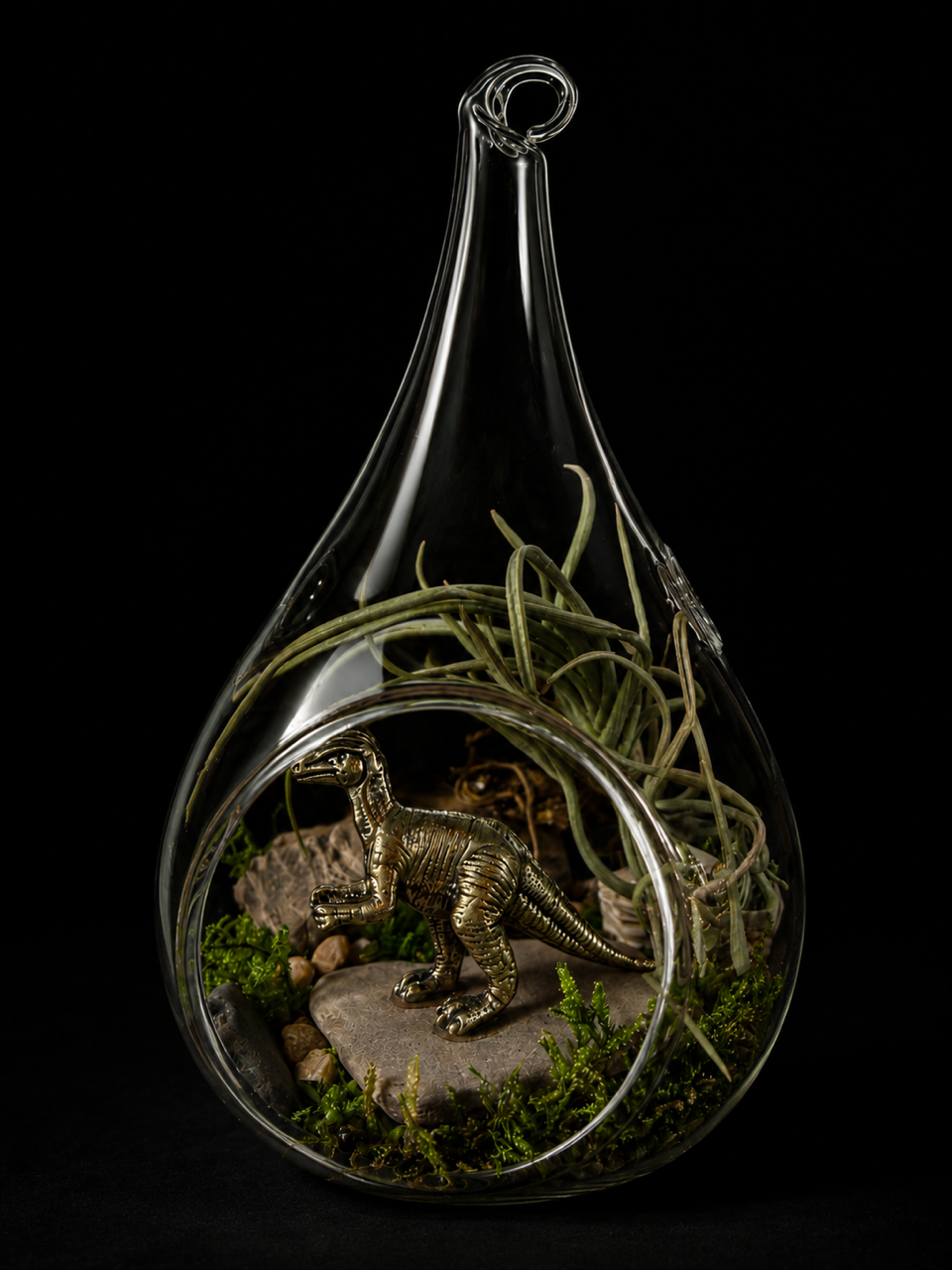 Glass mini terrarium with Tillandsia & dinosaur – 13 cm